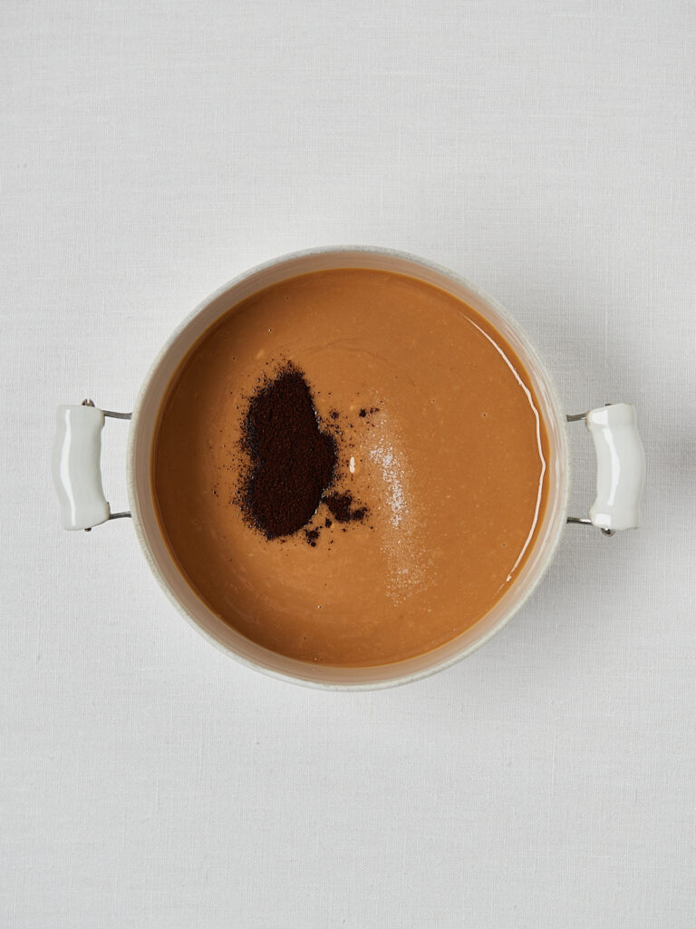 Smooth peanut butter base for homemade protein treats