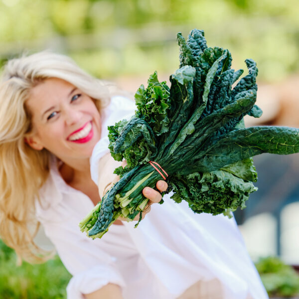 Svenja with kale flowers