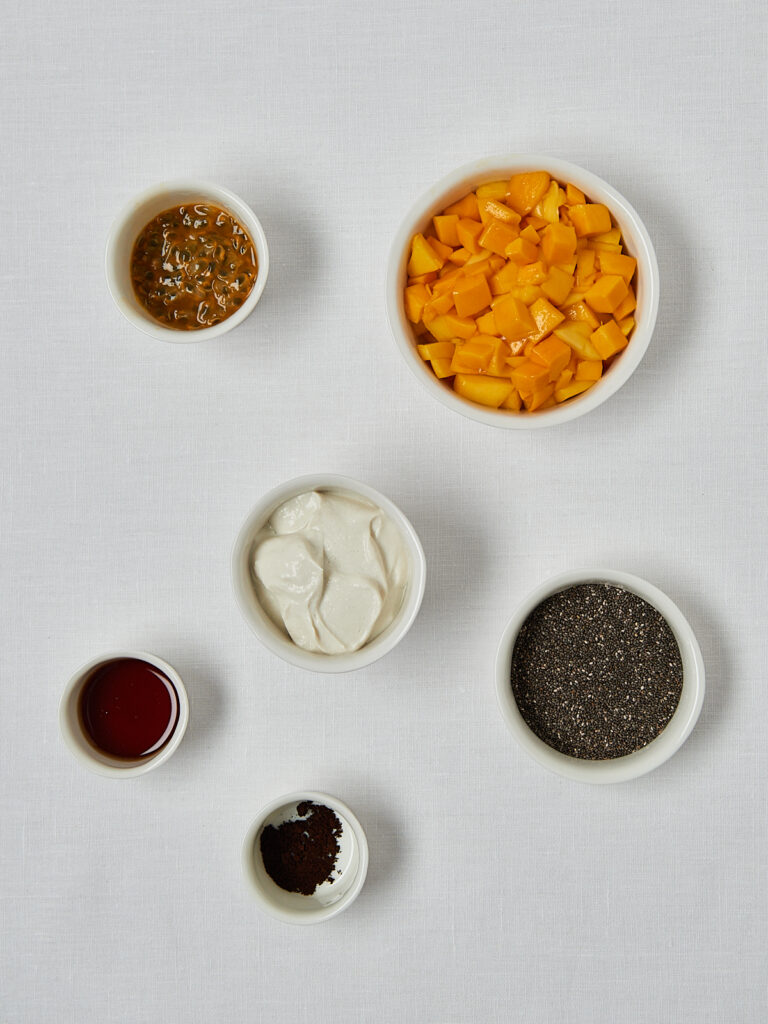 tropical Skyr chia pudding Zutaten Flatlay