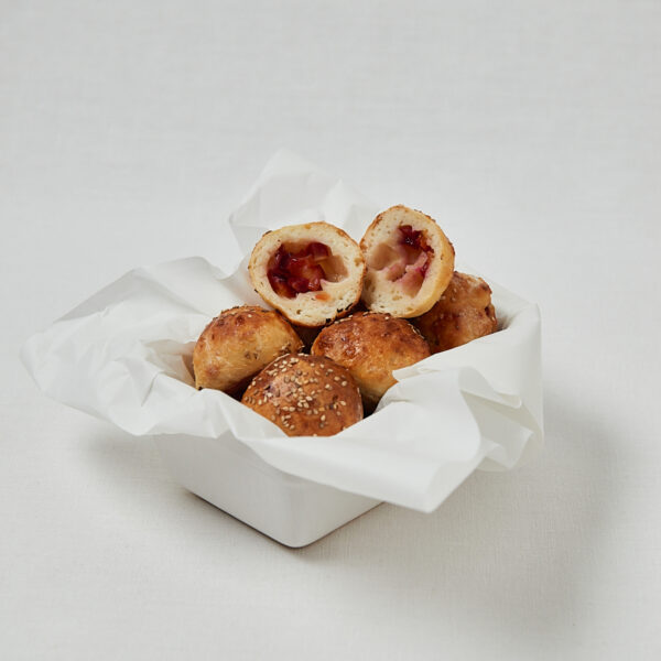 Pflaumen Bagel Bites mit Zimtfüllung in Backpapier – gesundes süßes Gebäck